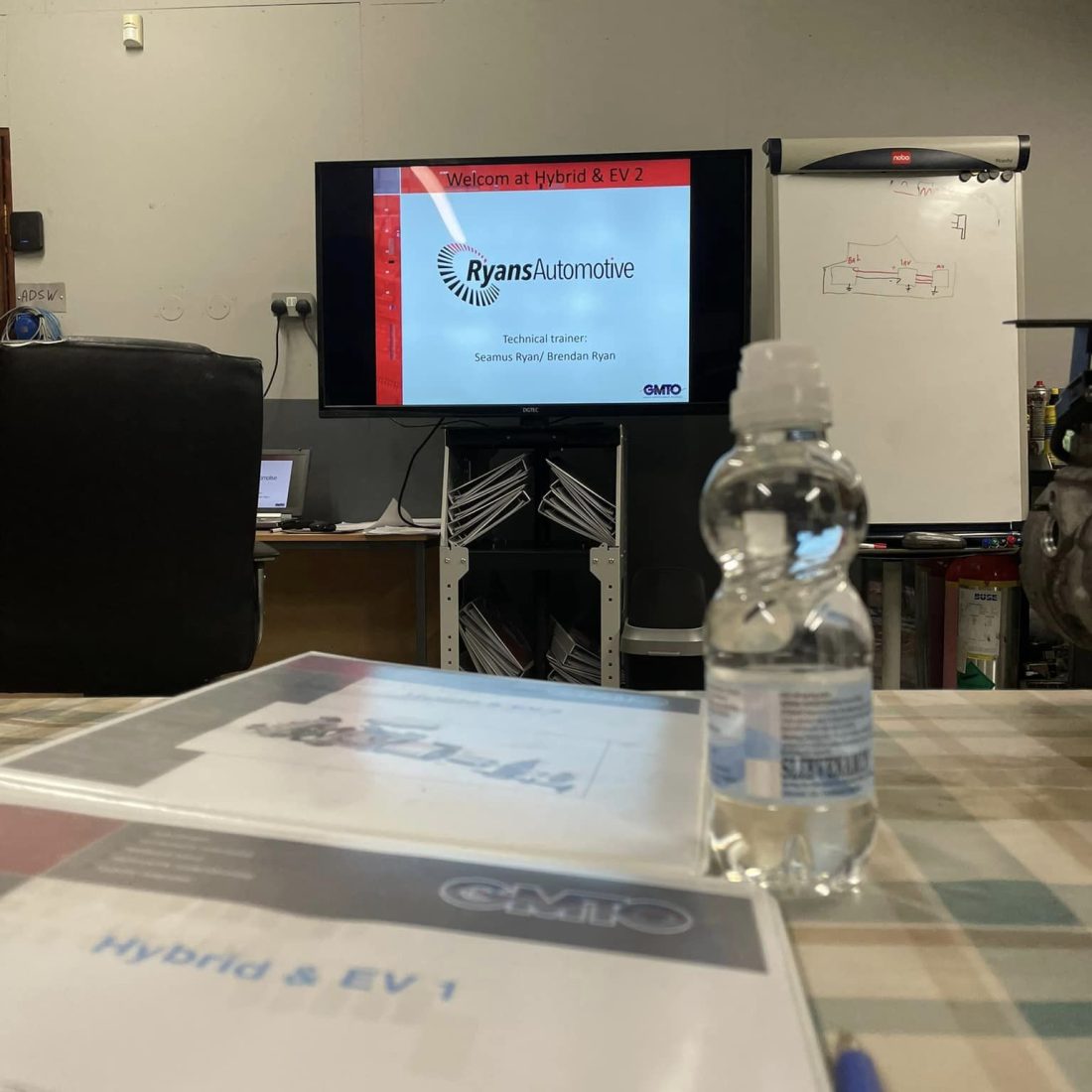 331542871_1201682777149408_859200722667399027_n